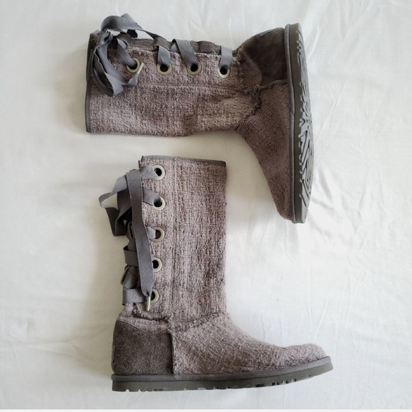NEW🌟 HEIRLOOM LACE UP UGG BOOTS - Picture 8 of 9